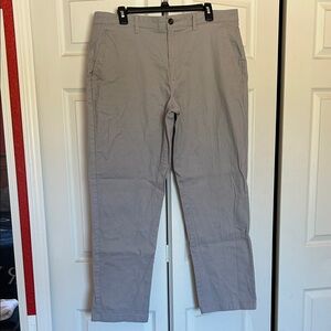 Men’s Amazon Essentials Chinos Pants - 36W/31L - Grey